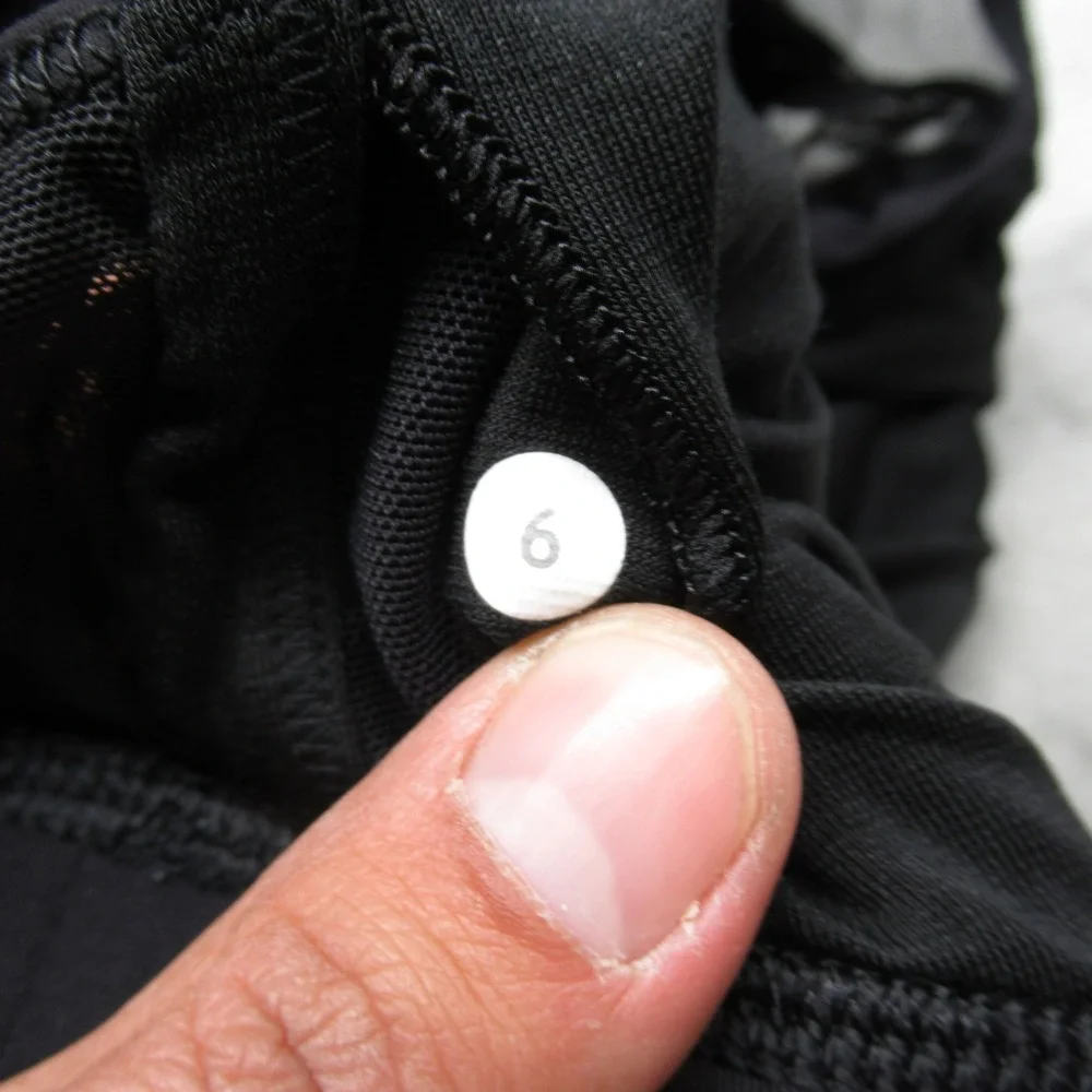 Lululemon Sports Bra Black 6 Soul Cycle Multi Strap Gym Yoga Run Active Crossfit